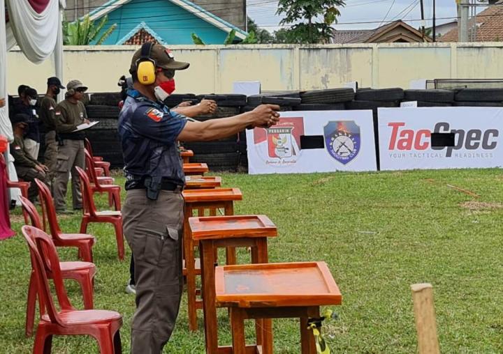 Sat Brimob Polda Lampung: Atlet Muda Menembak, Semangat dan Harumkan Nama Lampung